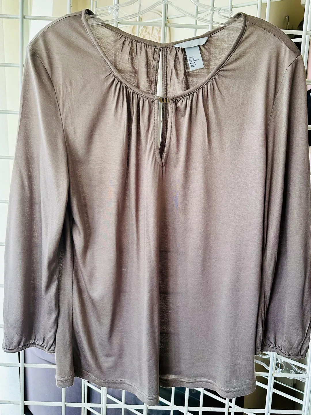 H&M Women's Medium Brown 3/4 Sleeve Blouse thumbnail
