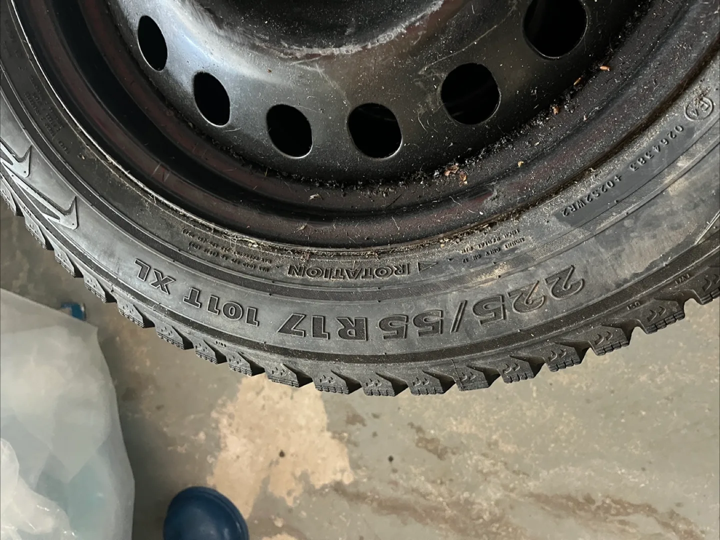 2 Nokian Nordman 5 Winter Tire on Steel Rim image indicator(4)