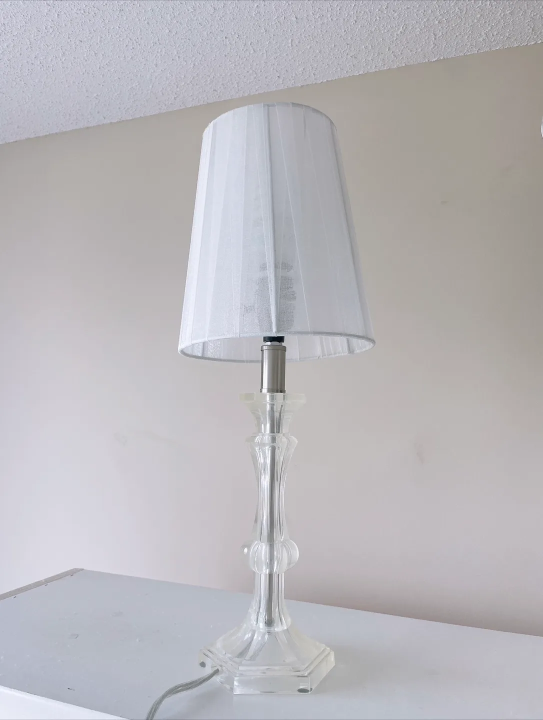 Table lamp thumbnail