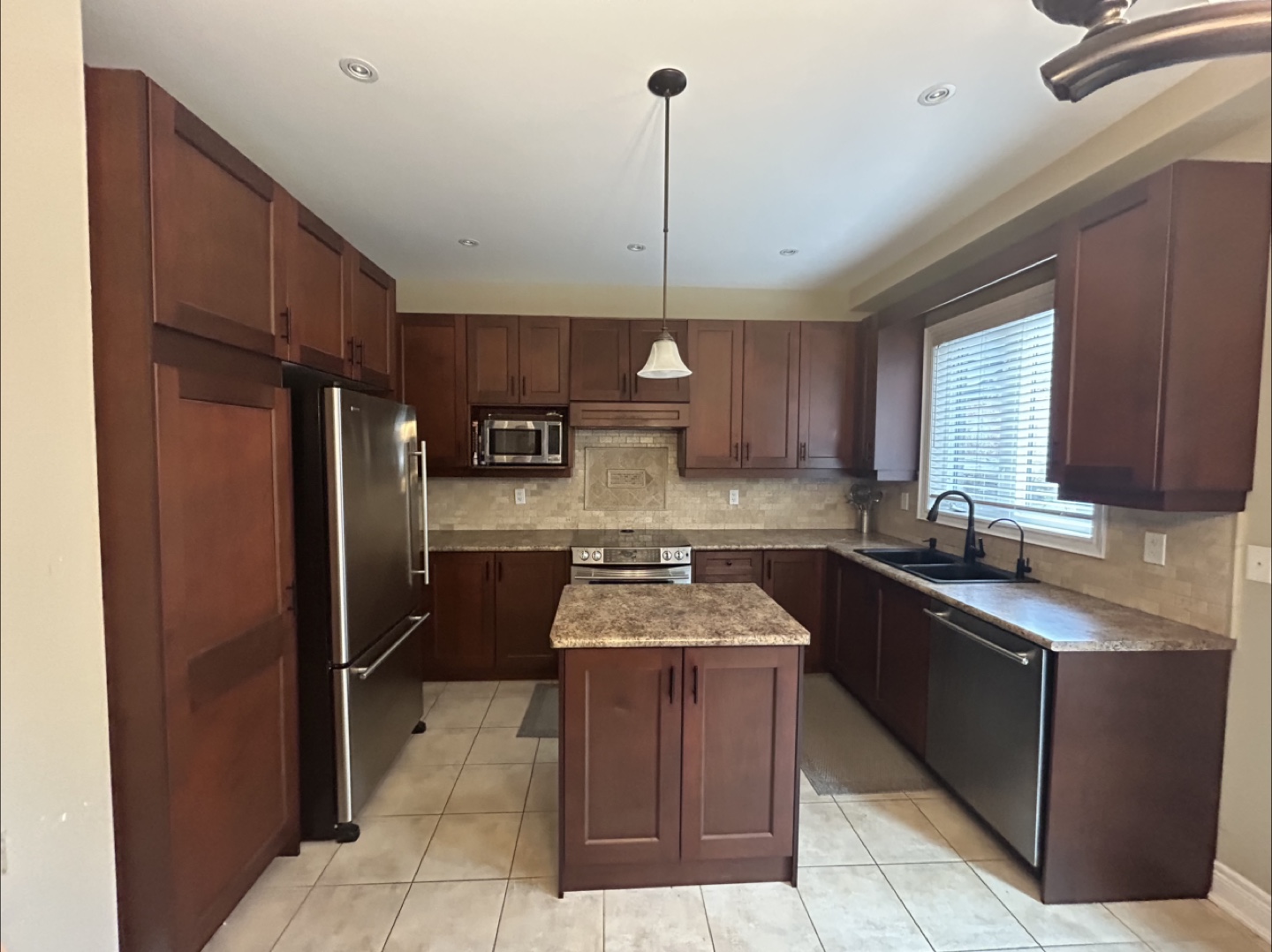 Dark Brown Kitchen Cabinets - photo 3