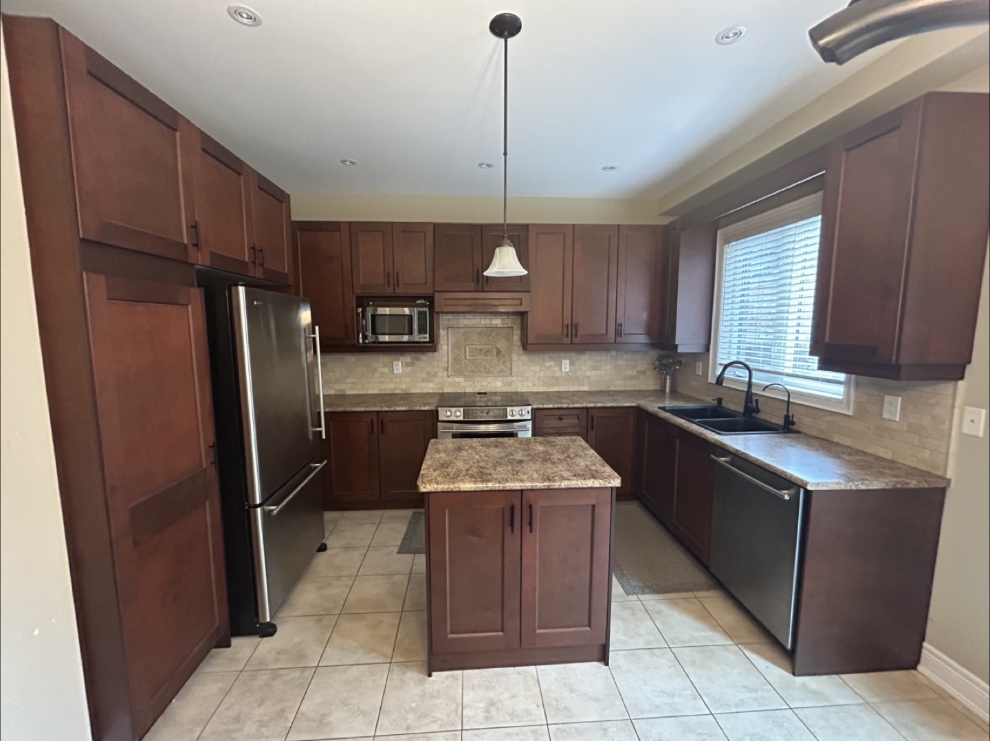 Dark Brown Kitchen Cabinets - photo 2