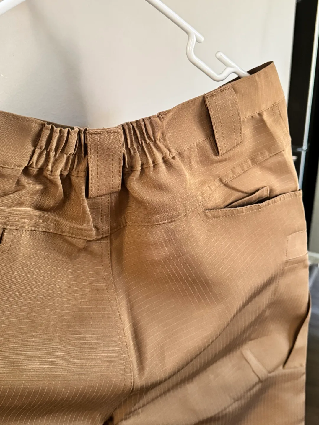 Men's Tactical Shorts - Brand New Size M - Multiple Pockets image indicator(7)