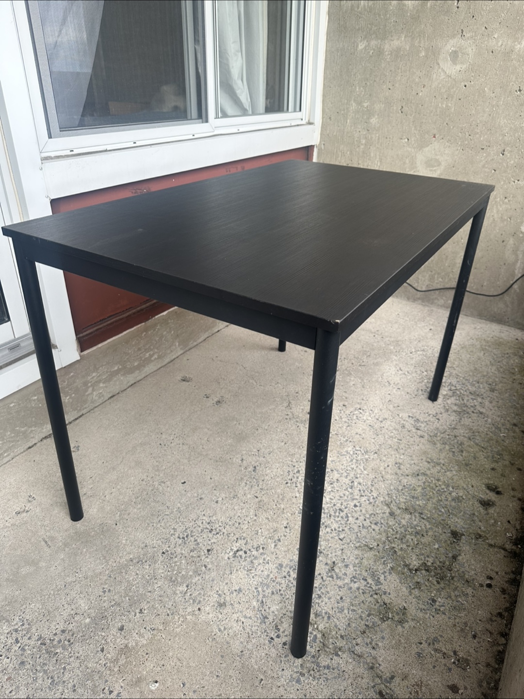 Black Sandberg Desk