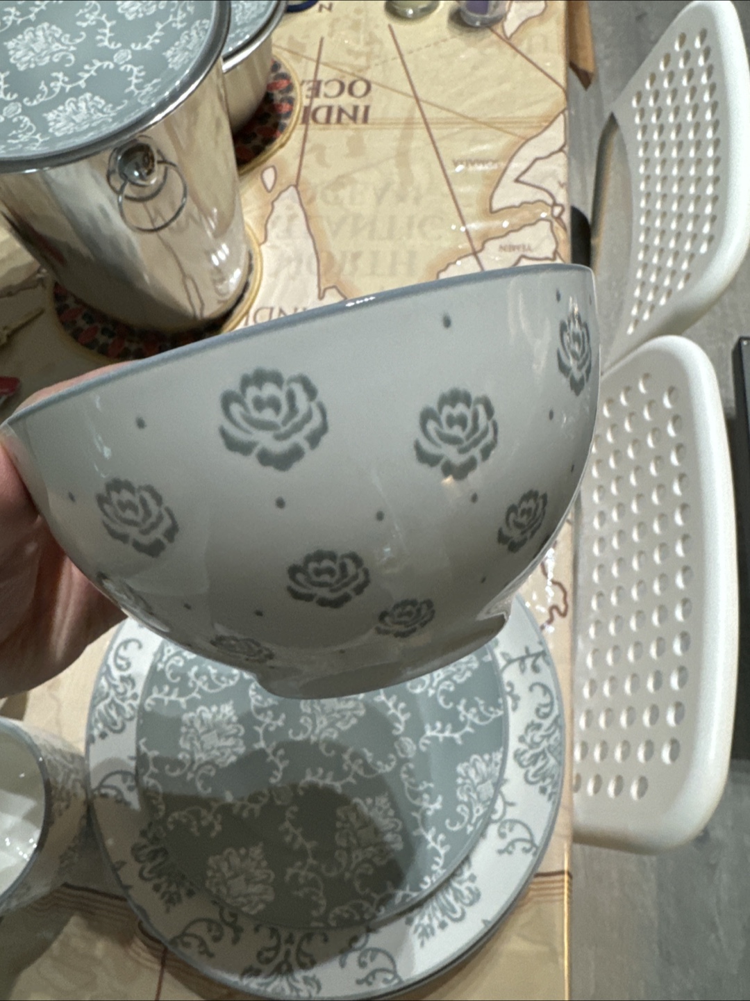 Grey and White Floral Dinnerware Set - photo 2