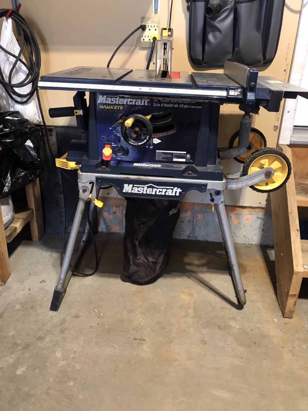 Mastercraft 10" Table Saw with Laser Line
