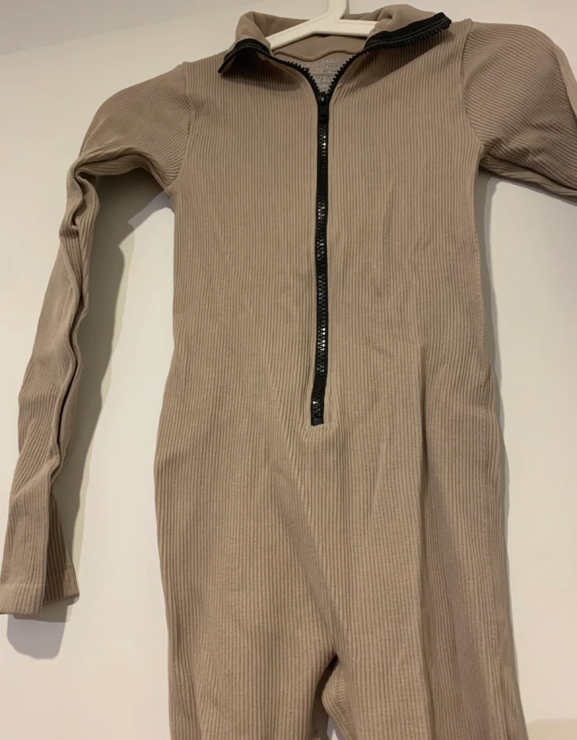 Pretty Little Thing Stone Structured Contour Rib Zip Jumpsuit image indicator(2)