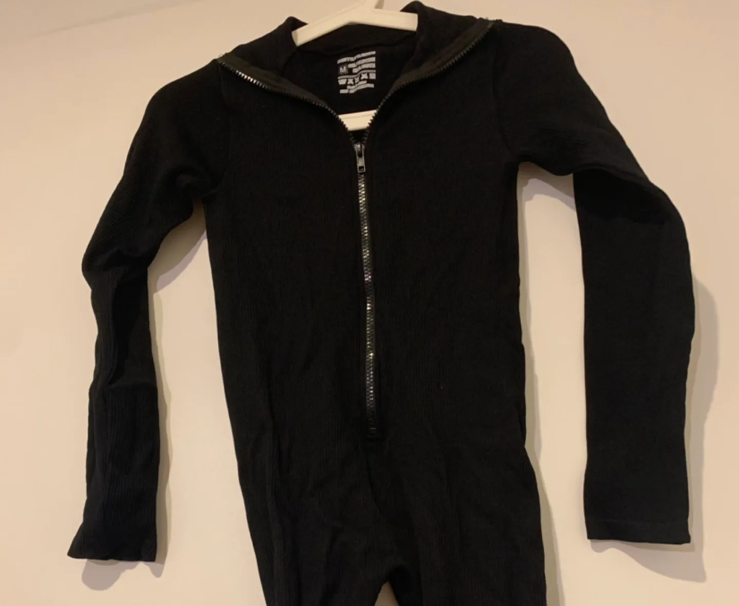 Pretty Little Thing Black Structured Contour Rib Zip Jumpsuit image indicator(2)