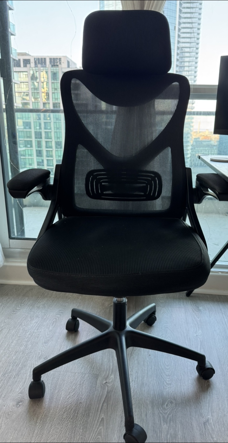 Black Mesh Office Chair