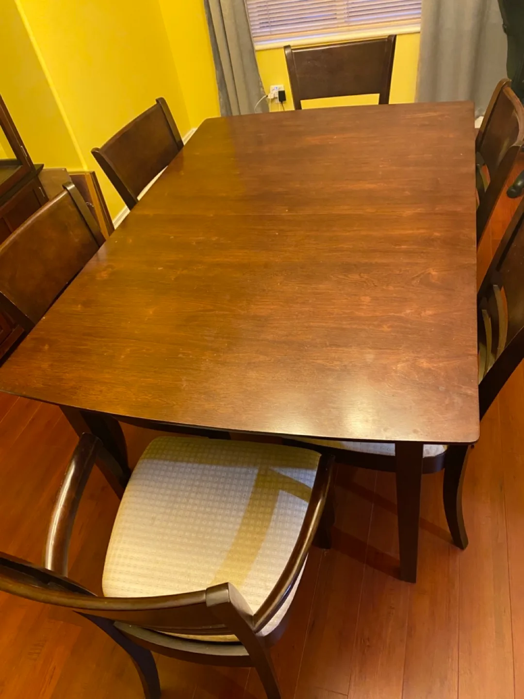 Hamilton & Spill Group Extendable Dining Table image indicator(7)