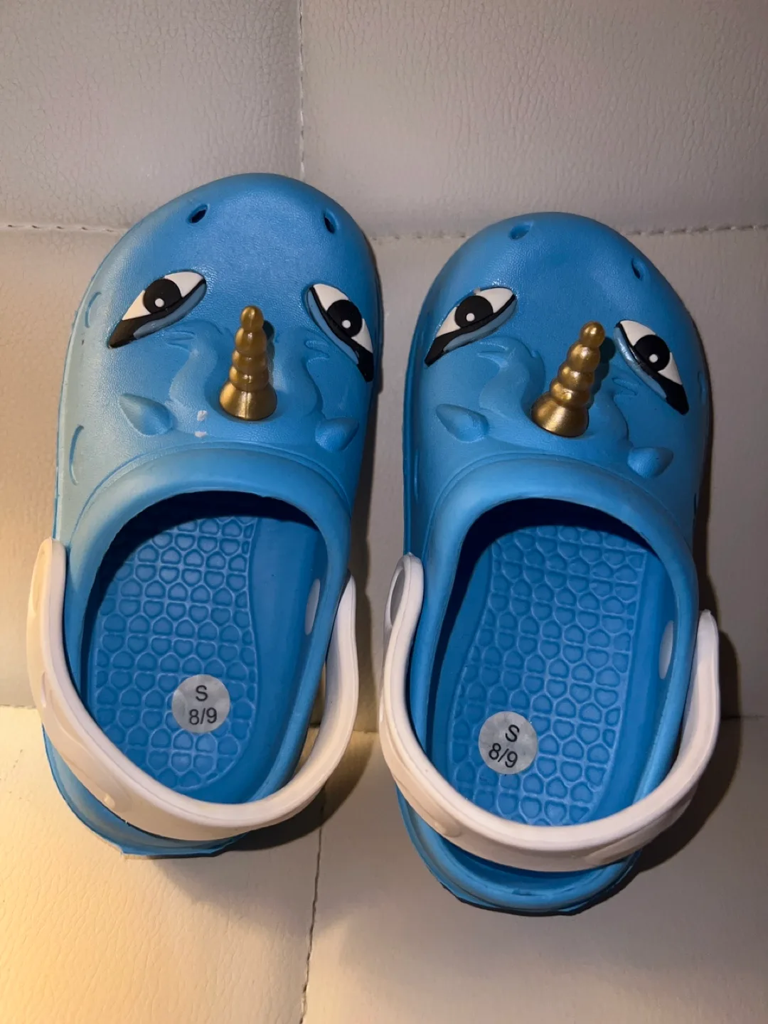 🧡Unicorn Clogs Size 8/9 image indicator(3)