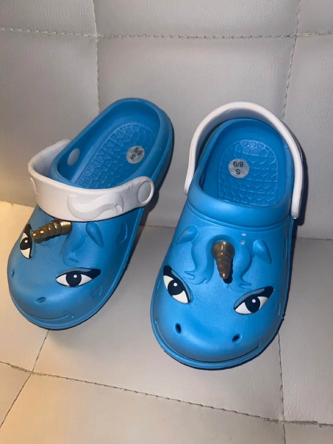 🧡Unicorn Clogs Size 8/9 image indicator(5)