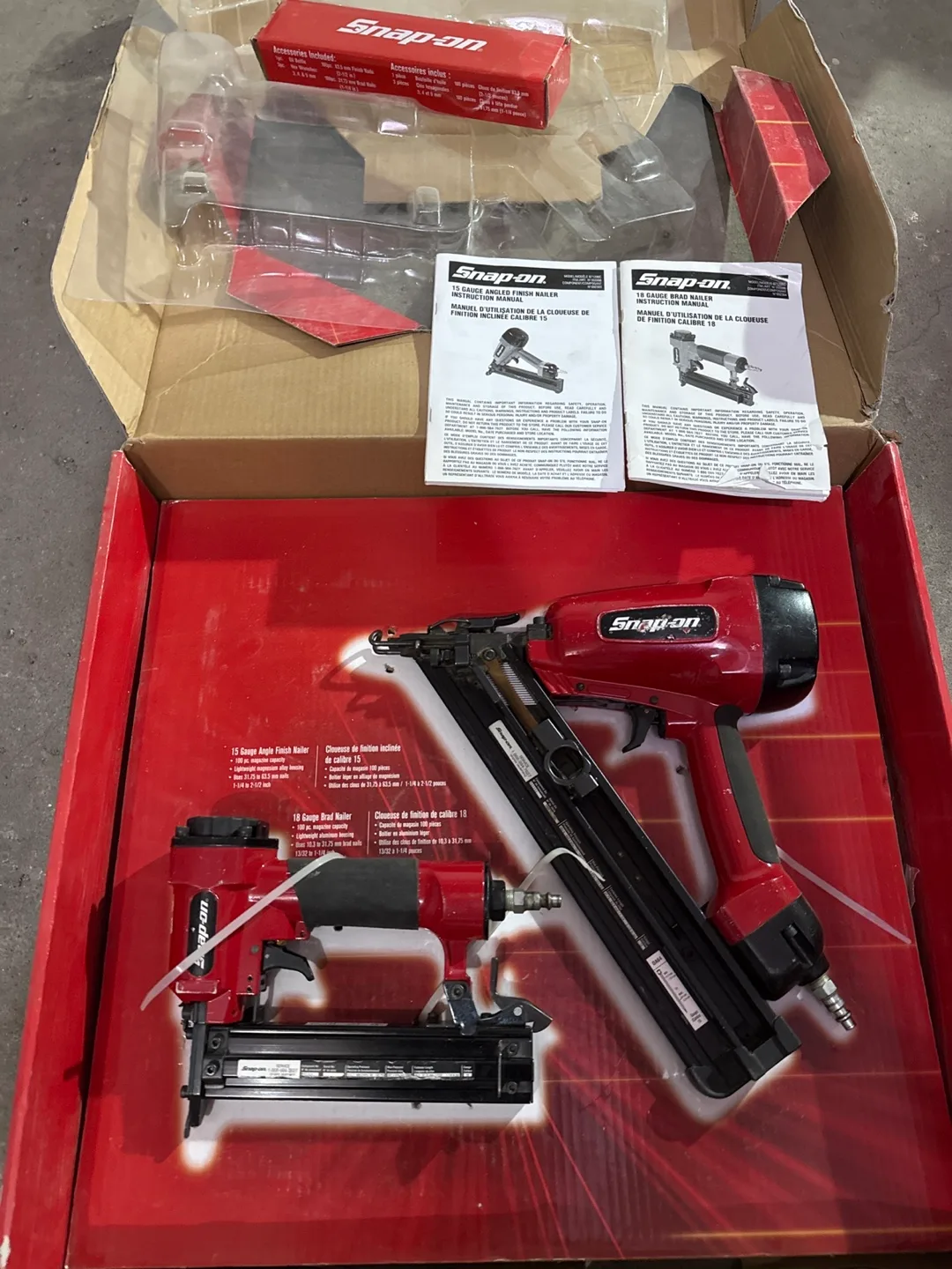 Snap-on 15 Gauge Brad Nailer and 18 Gauge Finish Nailer Kit thumbnail