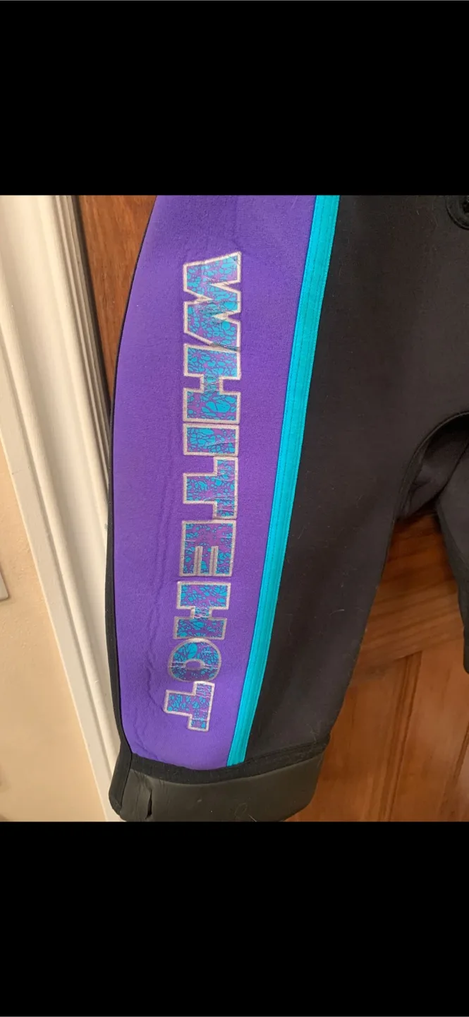 White hot Shorty Wetsuit Size 10.    3mm thick image indicator(5)