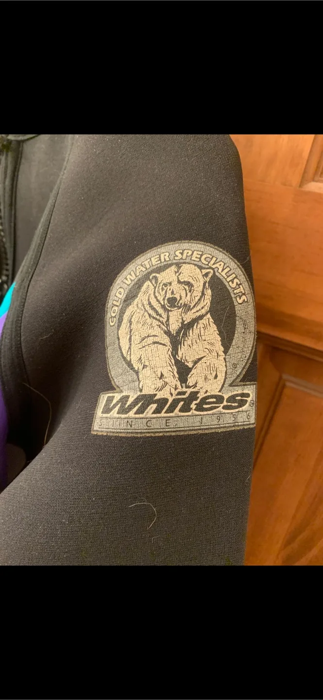 White hot Shorty Wetsuit Size 10.    3mm thick image indicator(4)