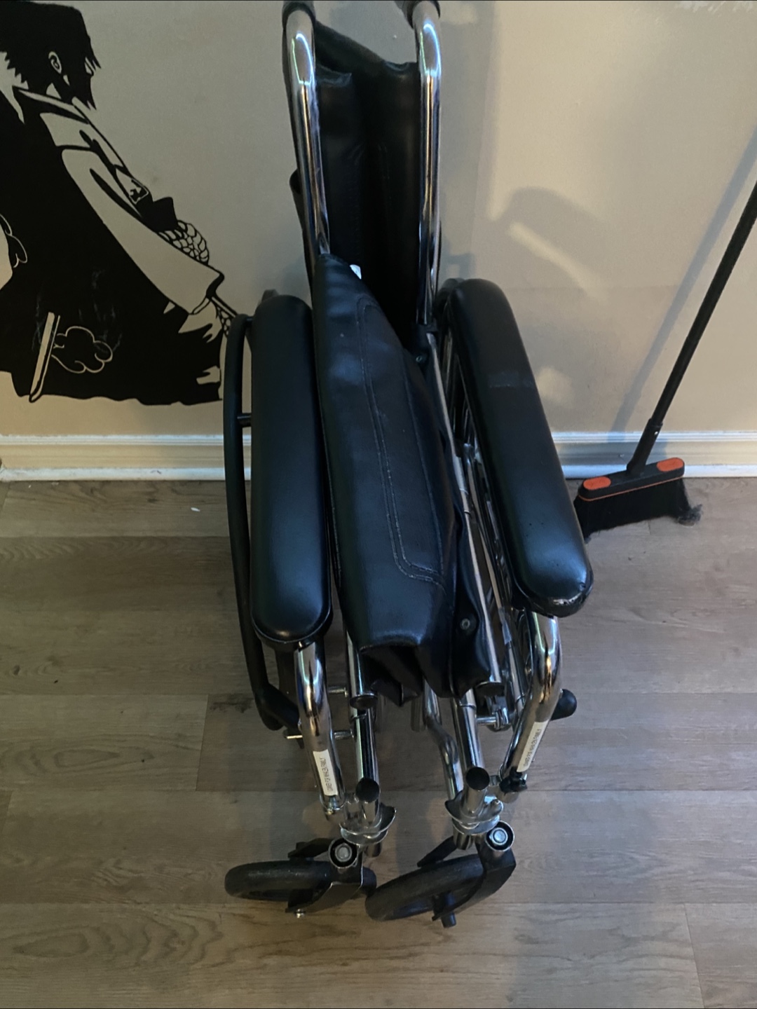 Manual Wheelchair - photo 2