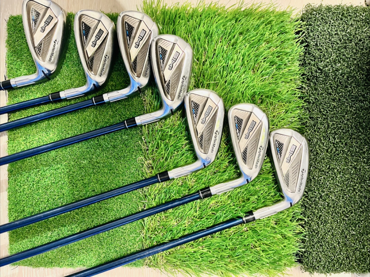 TaylorMade Sim2 Max irons set