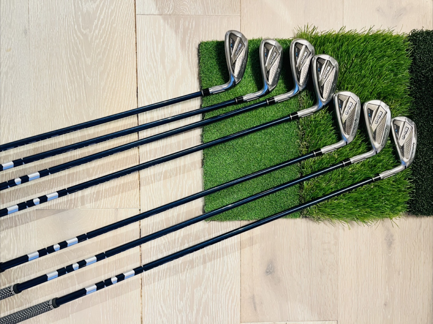 TaylorMade Sim2 Max irons set - photo 3