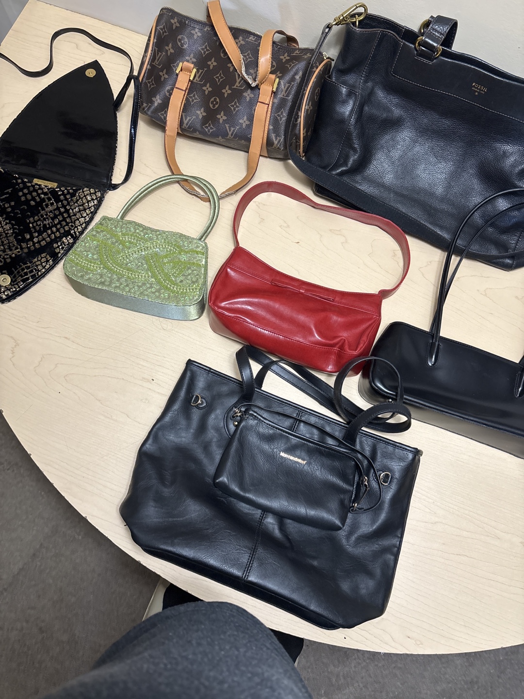 MICHAEL KORS + 8 Women's Handbags
