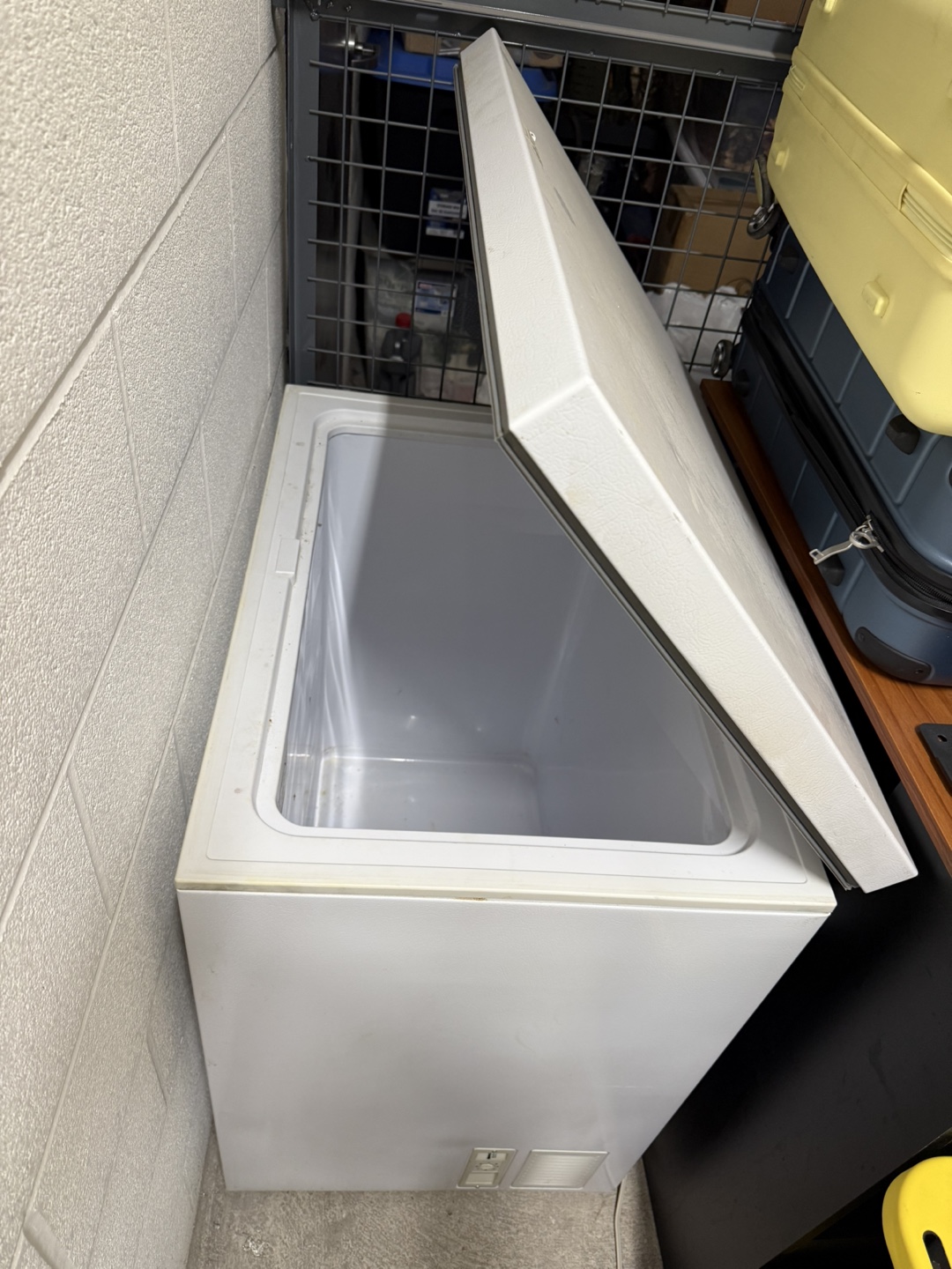 Chest Freezer 7 cu