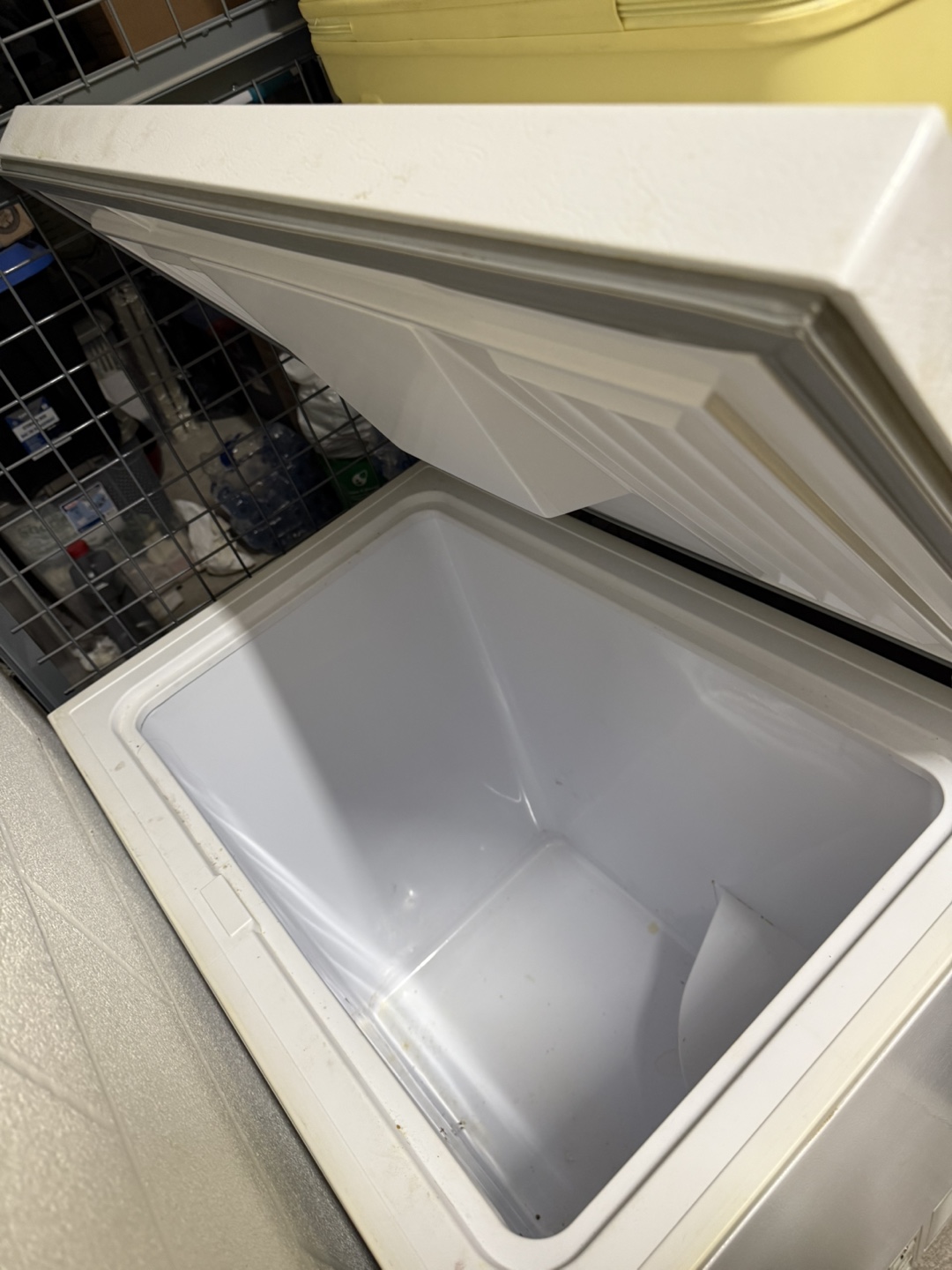 Chest Freezer 7 cu - photo 2