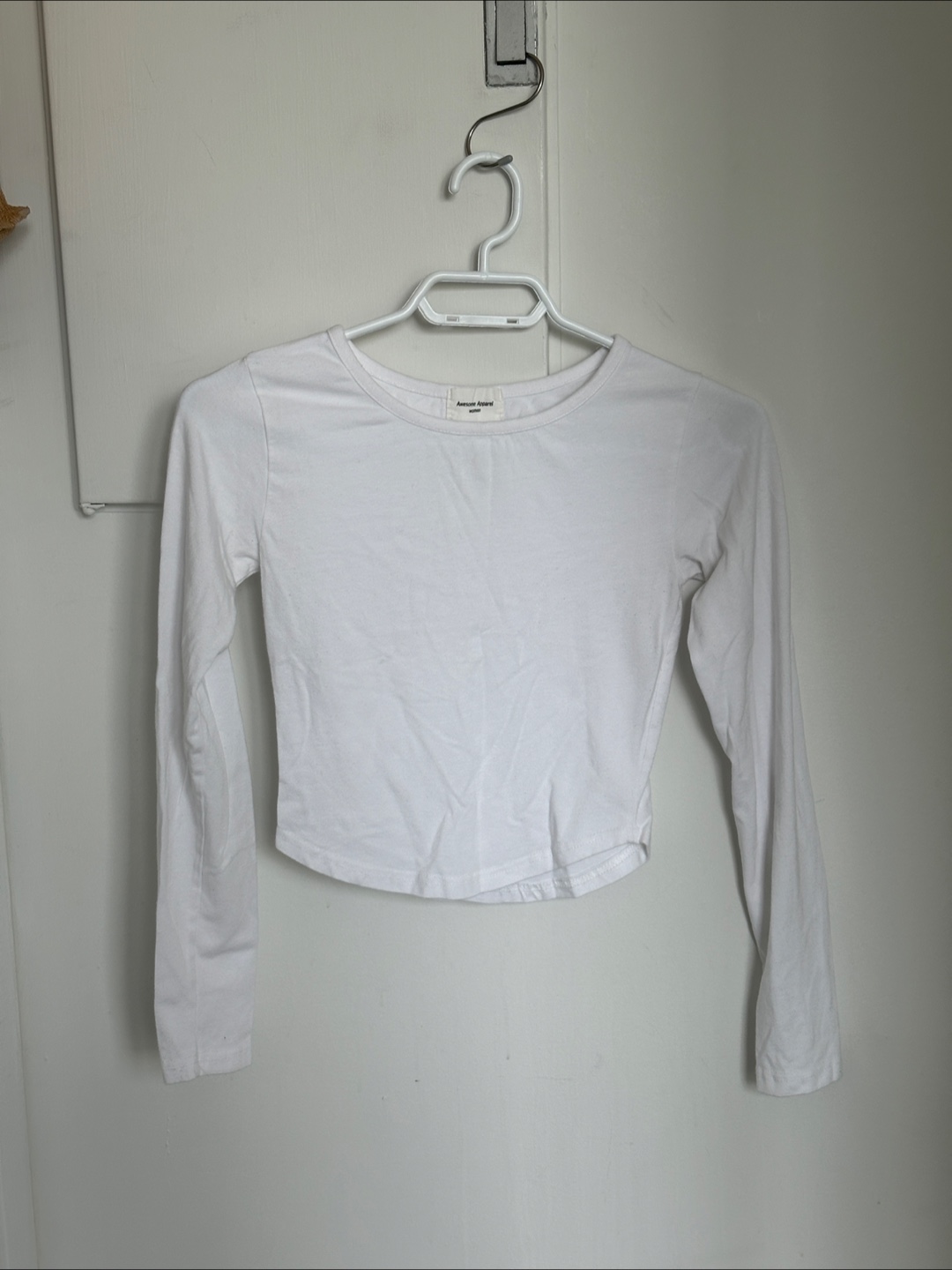 White cropped long sleeve shirt