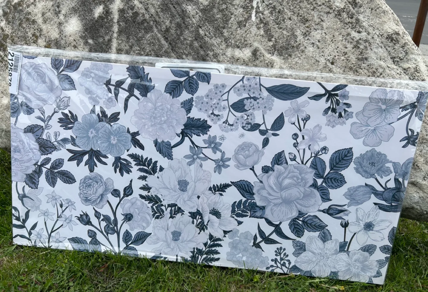 Shades of Grey Floral Canvas Wall Art (20”H x 40”W) image indicator(2)