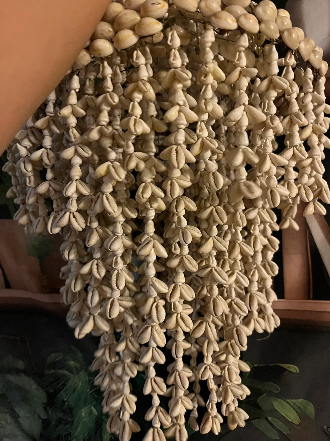 Unique vintage Seashell Chandelier image indicator(2)