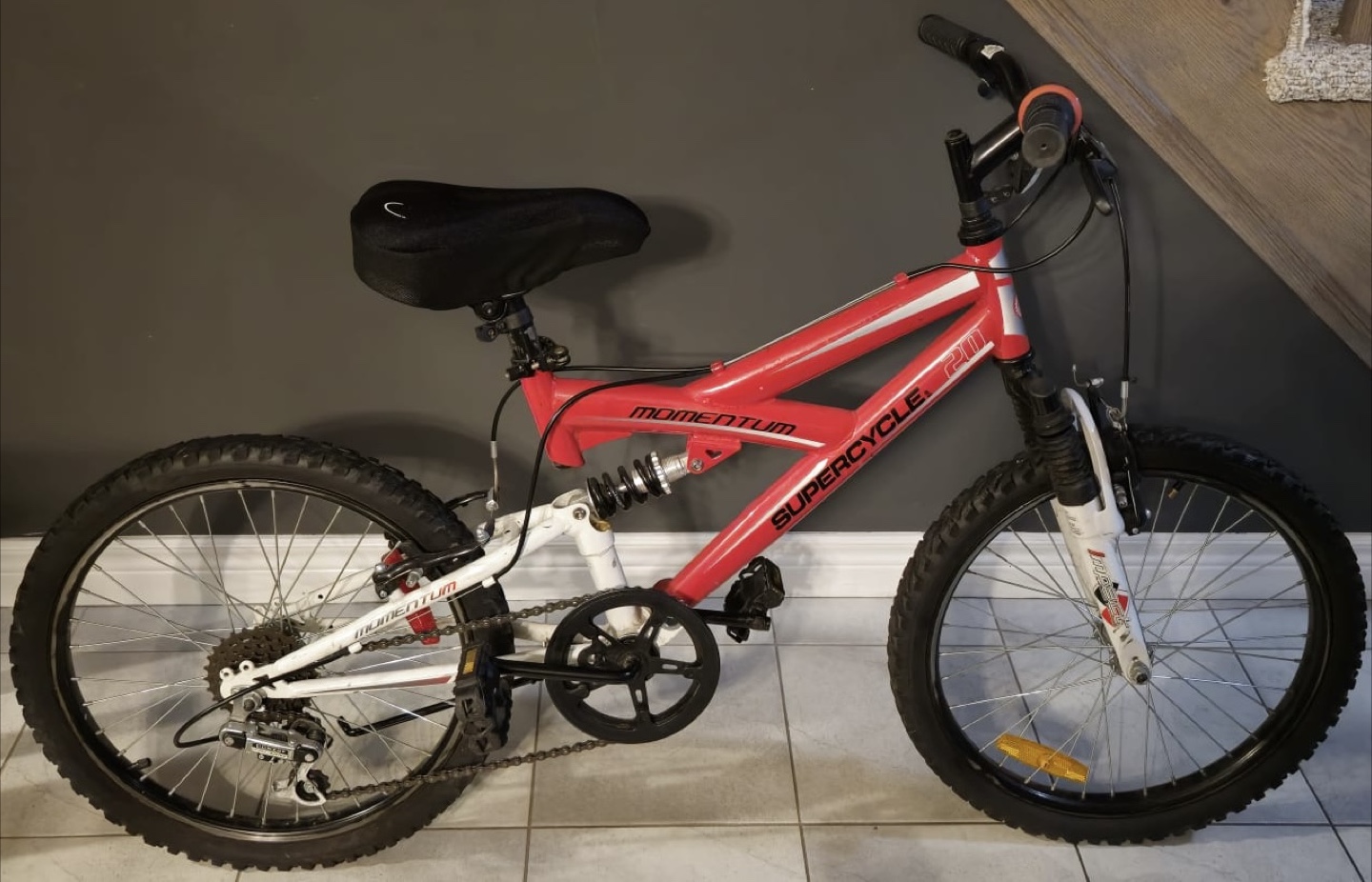Kids' Momentum Supercycle 24" Mountain Bike NEEDS GONE ASAP - photo 2