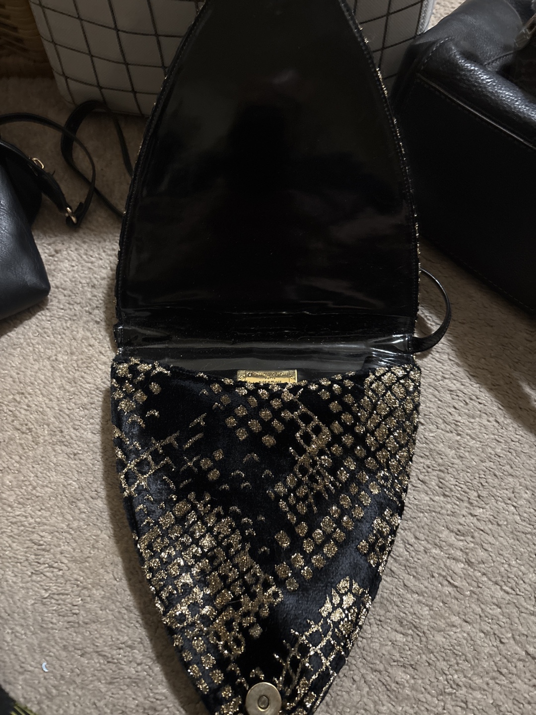 MICHAEL KORS + 8 Women's Handbags - photo 4