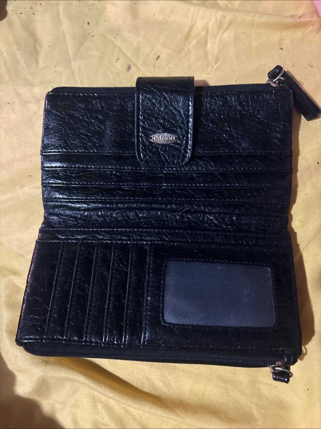Cargo Black Leather Wallet image indicator(2)