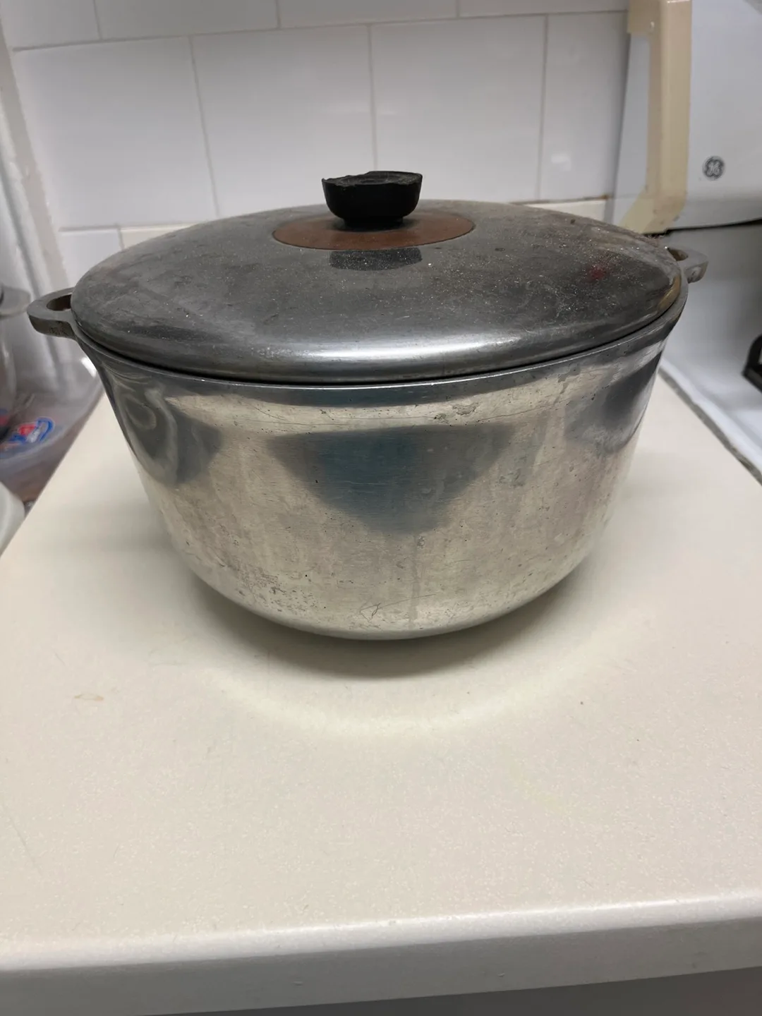 Vintage Aluminum Stock Pot with Lid image indicator(4)