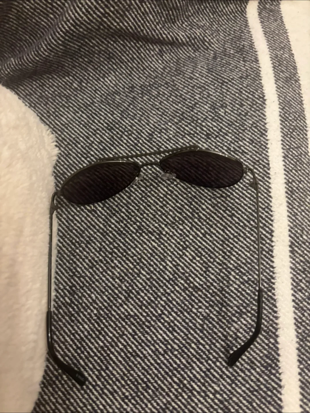 Aviator Sunglasses image indicator(4)