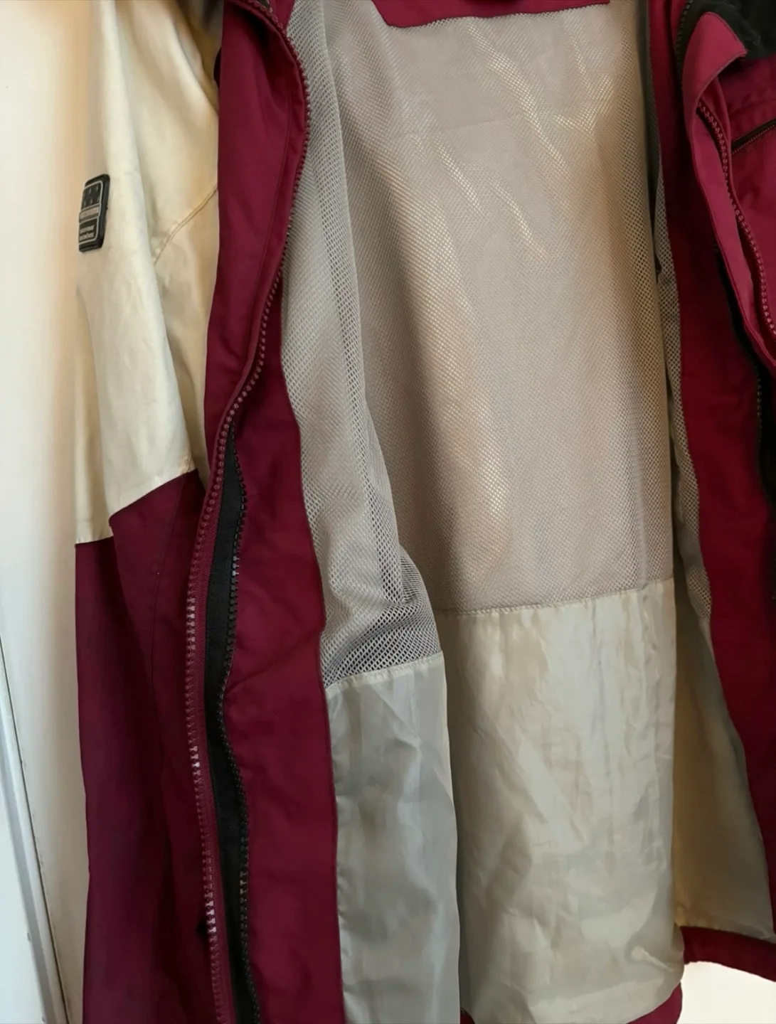 Misty Mountain Jacket image indicator(4)