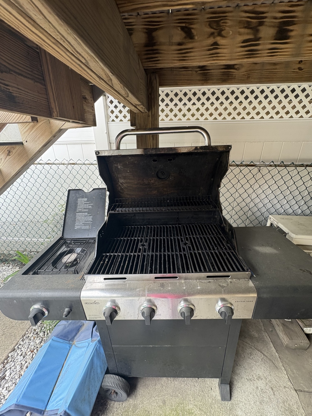 Char-Broil 4-Burner Gas Grill - photo 2