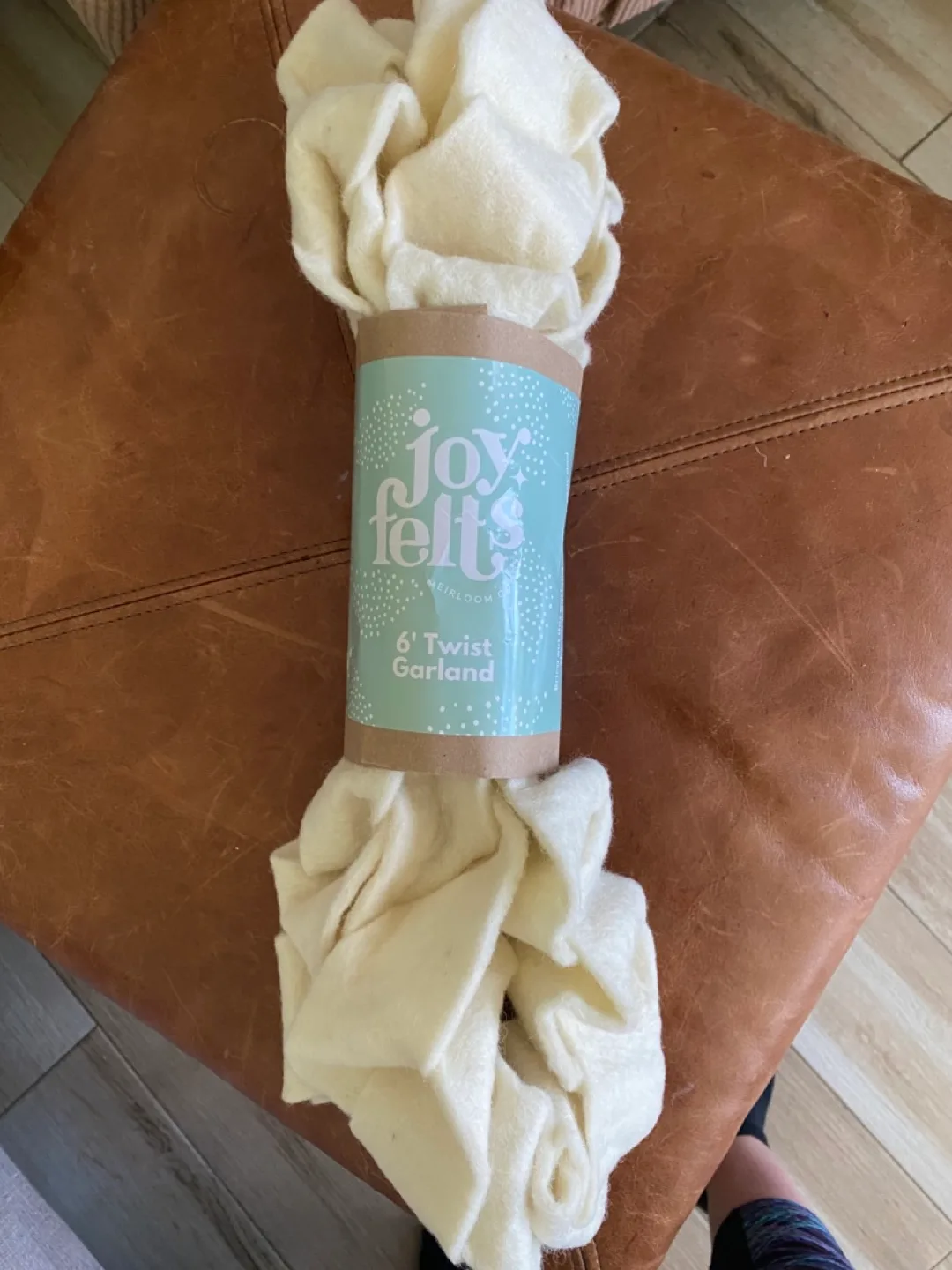 Joy Felts 6' Twist Garland image indicator(3)