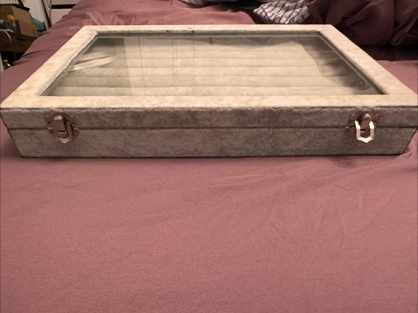 Gray Velvet Ring Display Case with Glass Top image indicator(3)