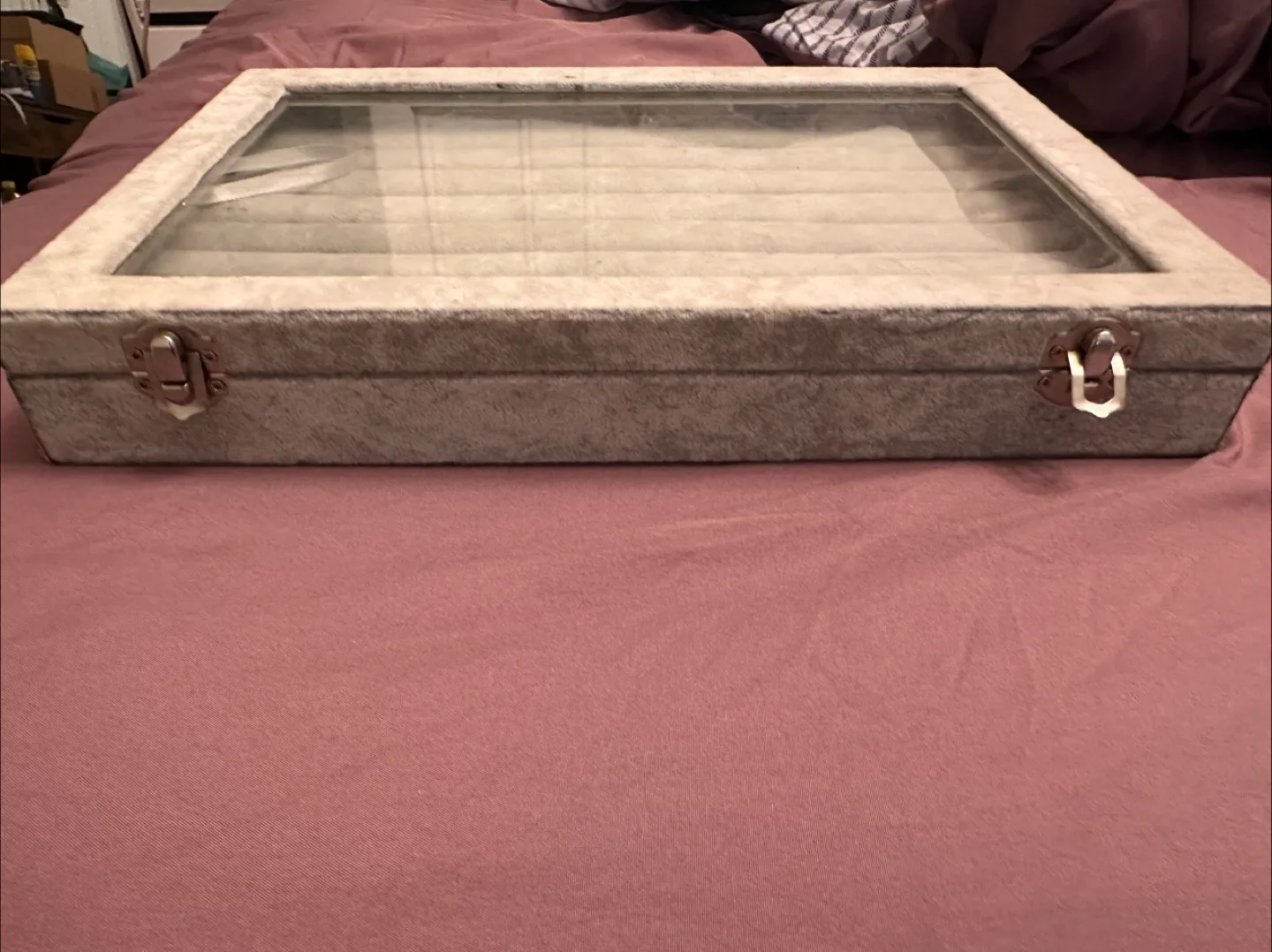 Gray Velvet Ring Display Case with Glass Top image indicator(2)