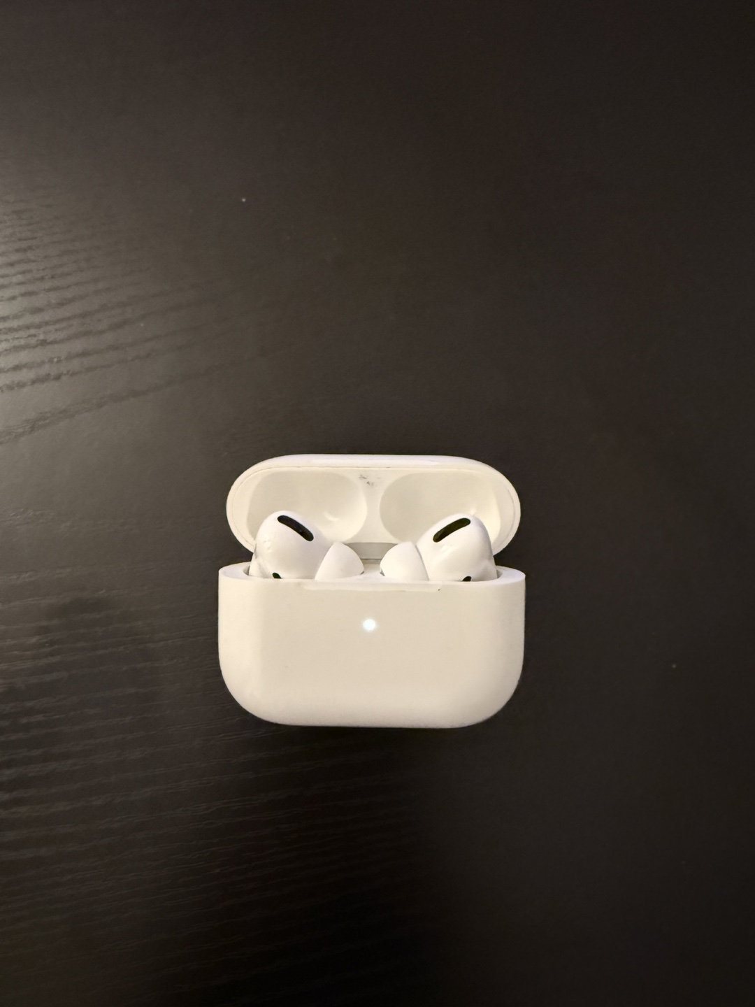 Apple AirPods Pro (1st gen) Wireless Earbuds with Charging Case