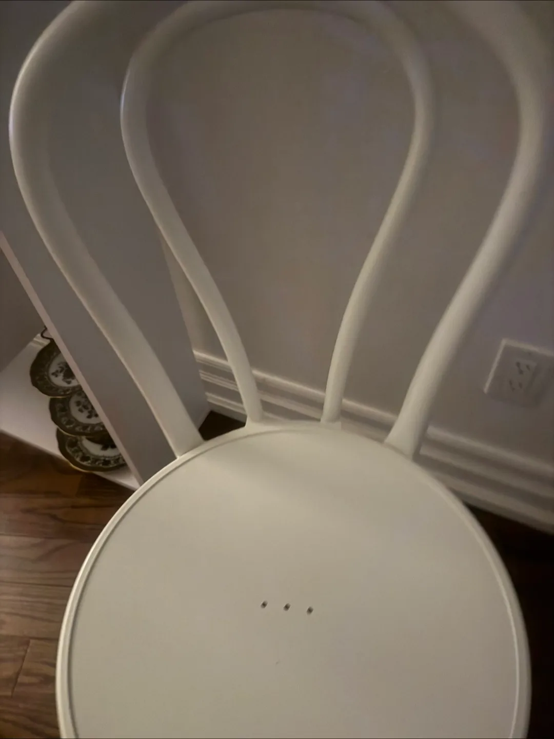 White Bentwood Chair 🧡 image indicator(2)