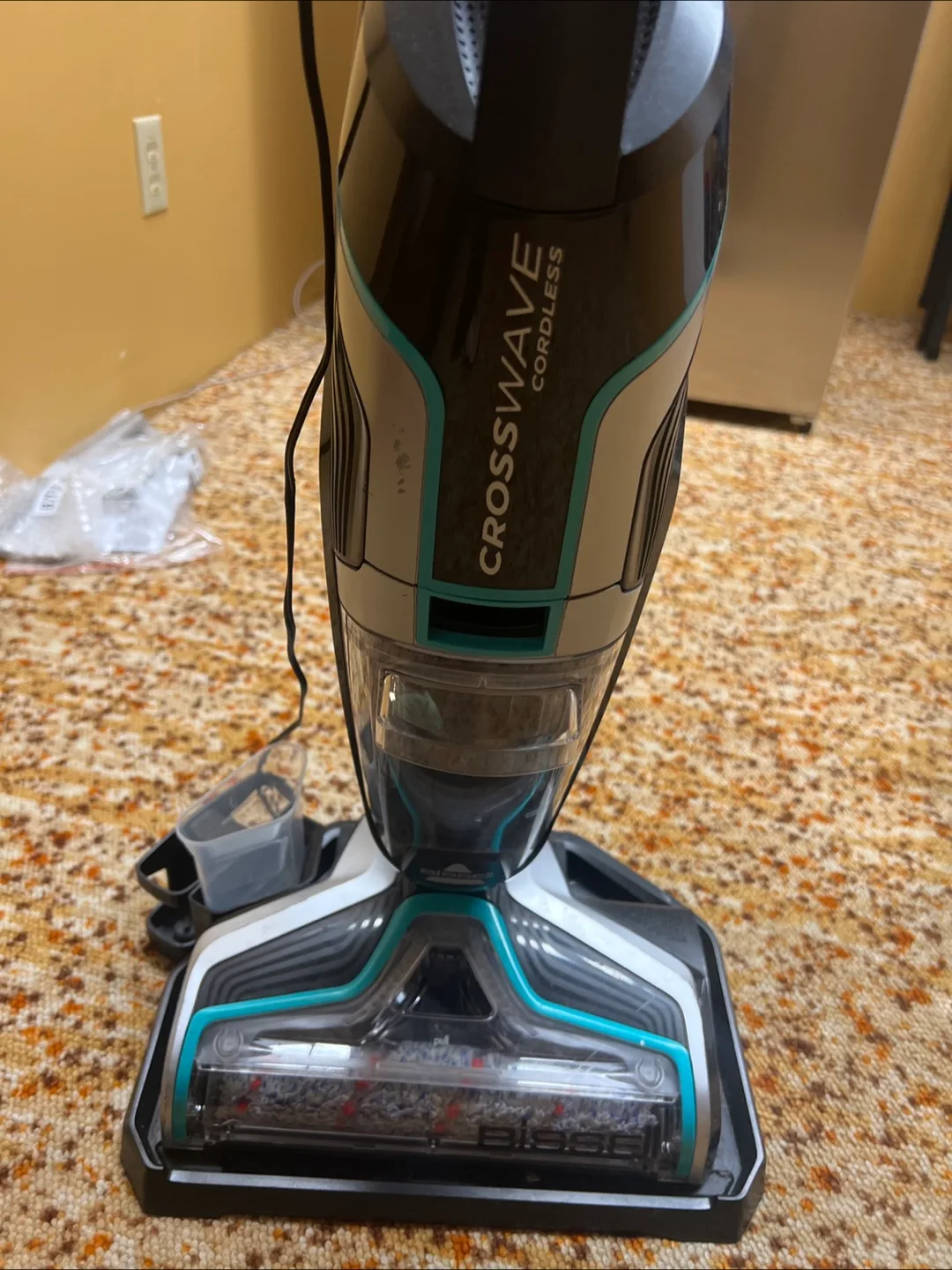 Bissell CrossWave Cordless Pet Pro Wet Dry Vacuum image indicator(2)