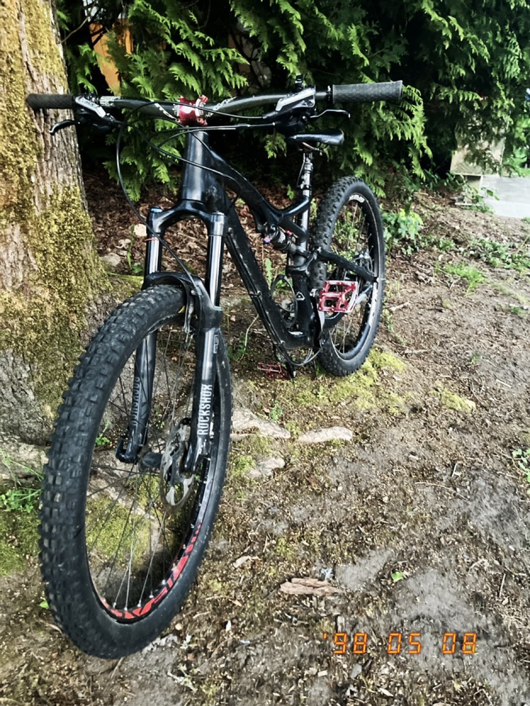 Specialized Stumpjumper mountain bike - photo 2