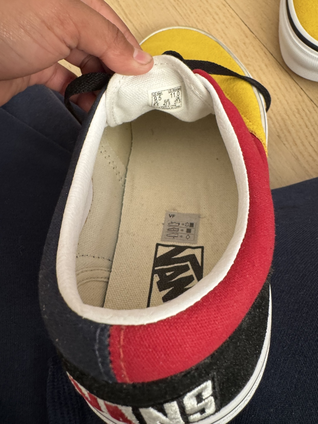 Vans Era Sneakers - Size 9.5 - photo 2
