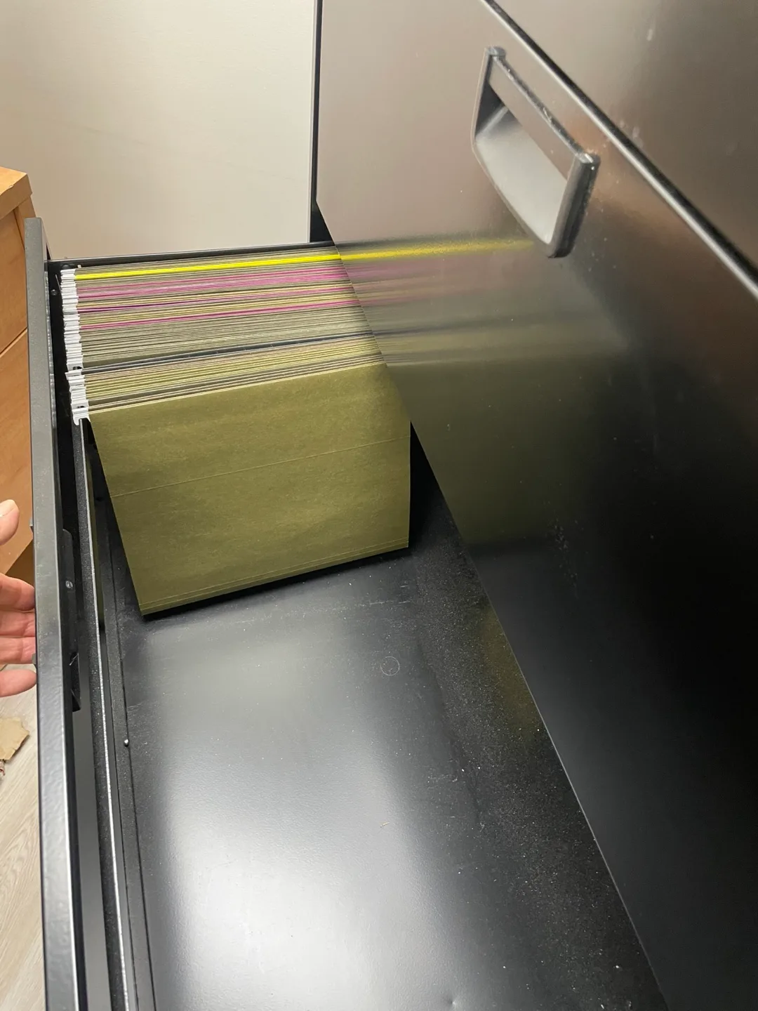 Black Metal Four-Drawer Filing Cabinet image indicator(3)