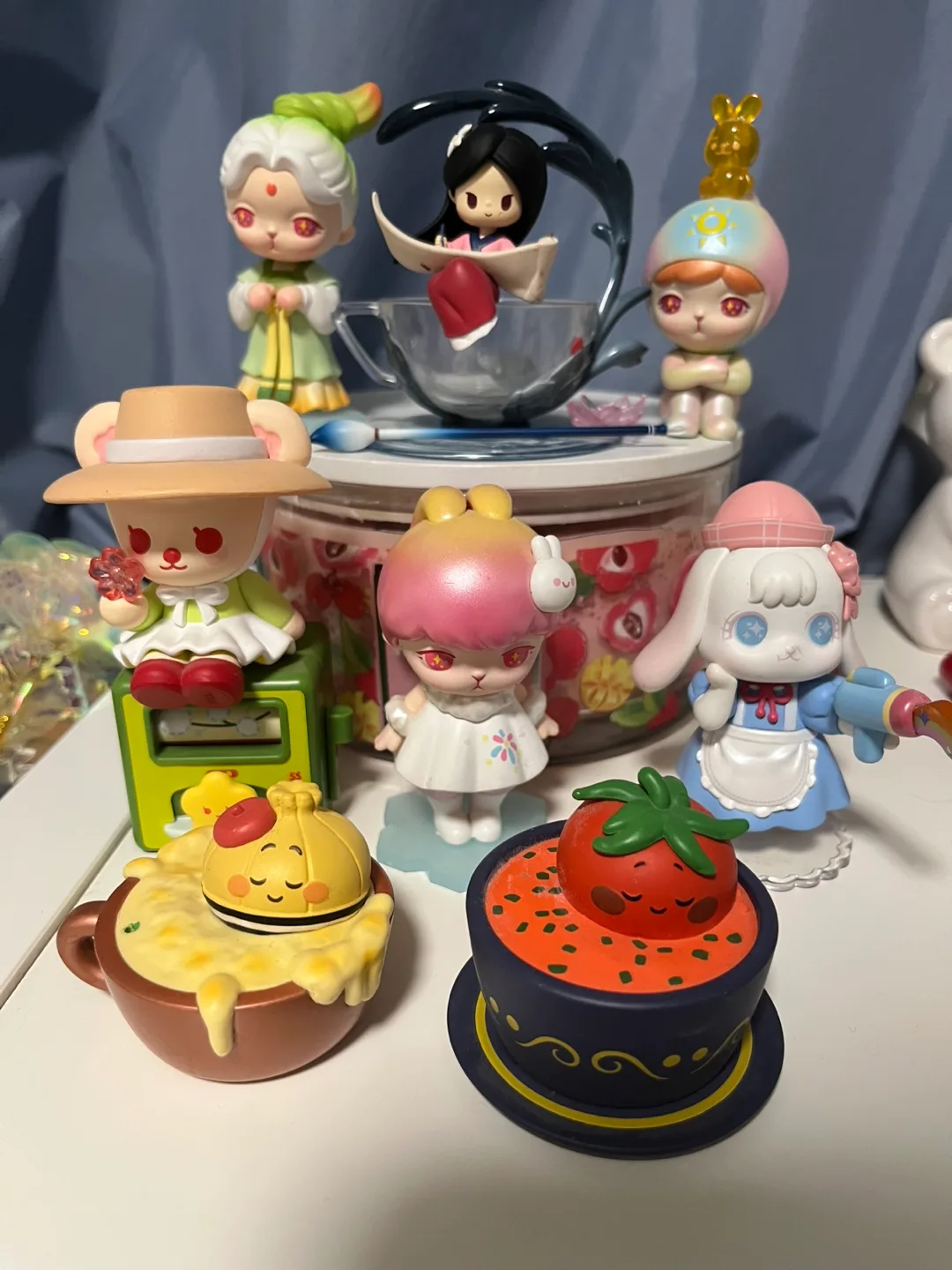 Collection of Cute Mini Figurines thumbnail