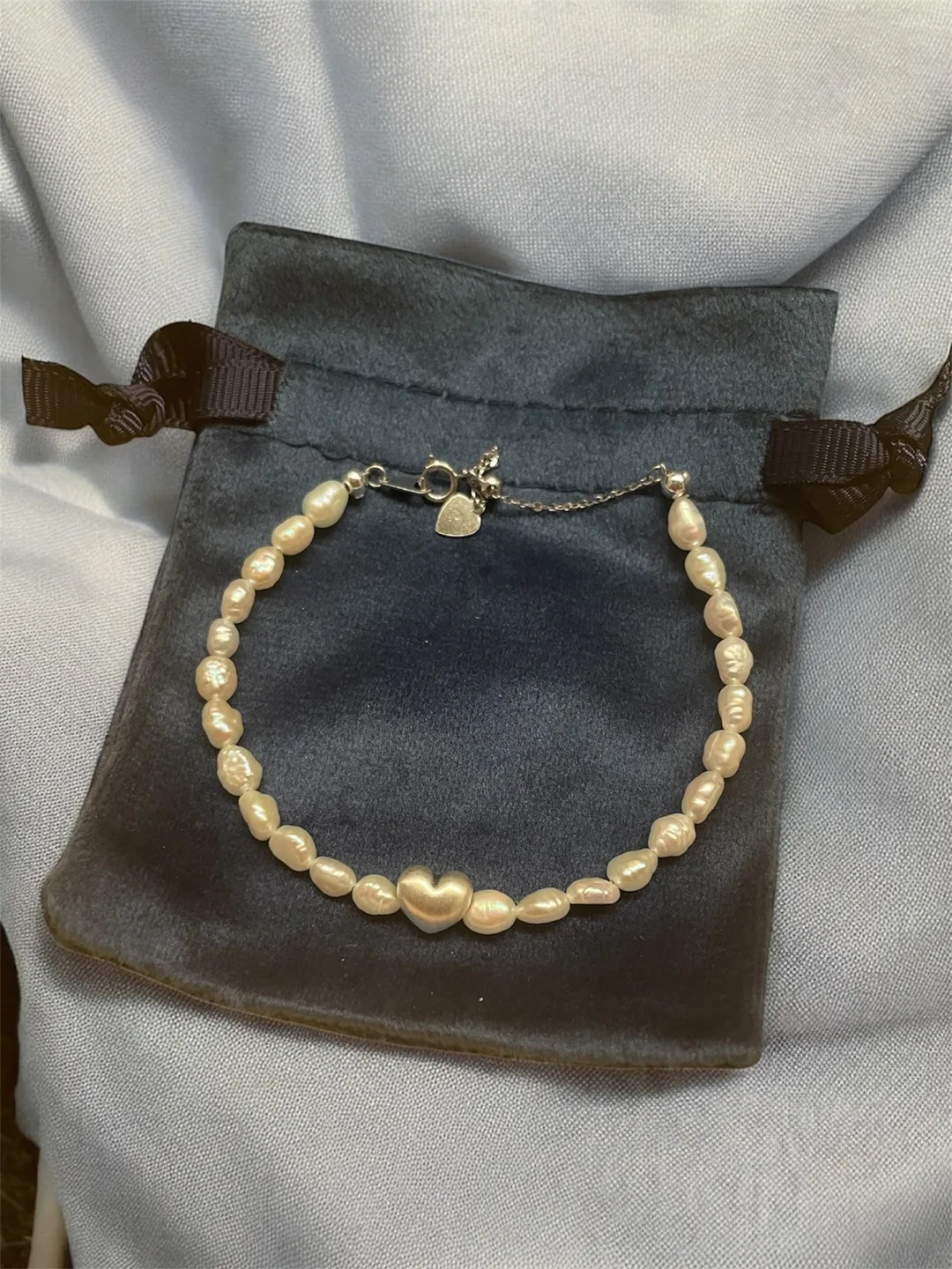 Delicate Pearl Bracelet with 925 silver Heart Charm thumbnail