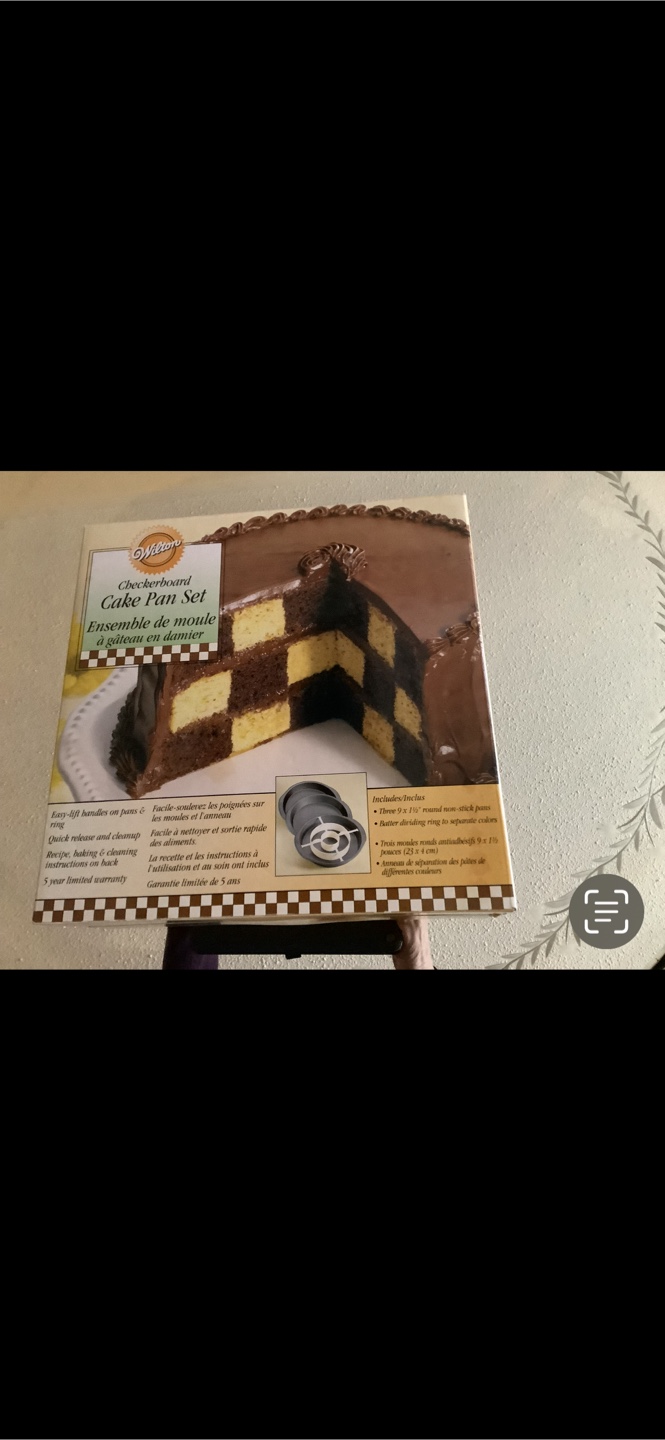 Wilton Checkerboard Cake Pan Set