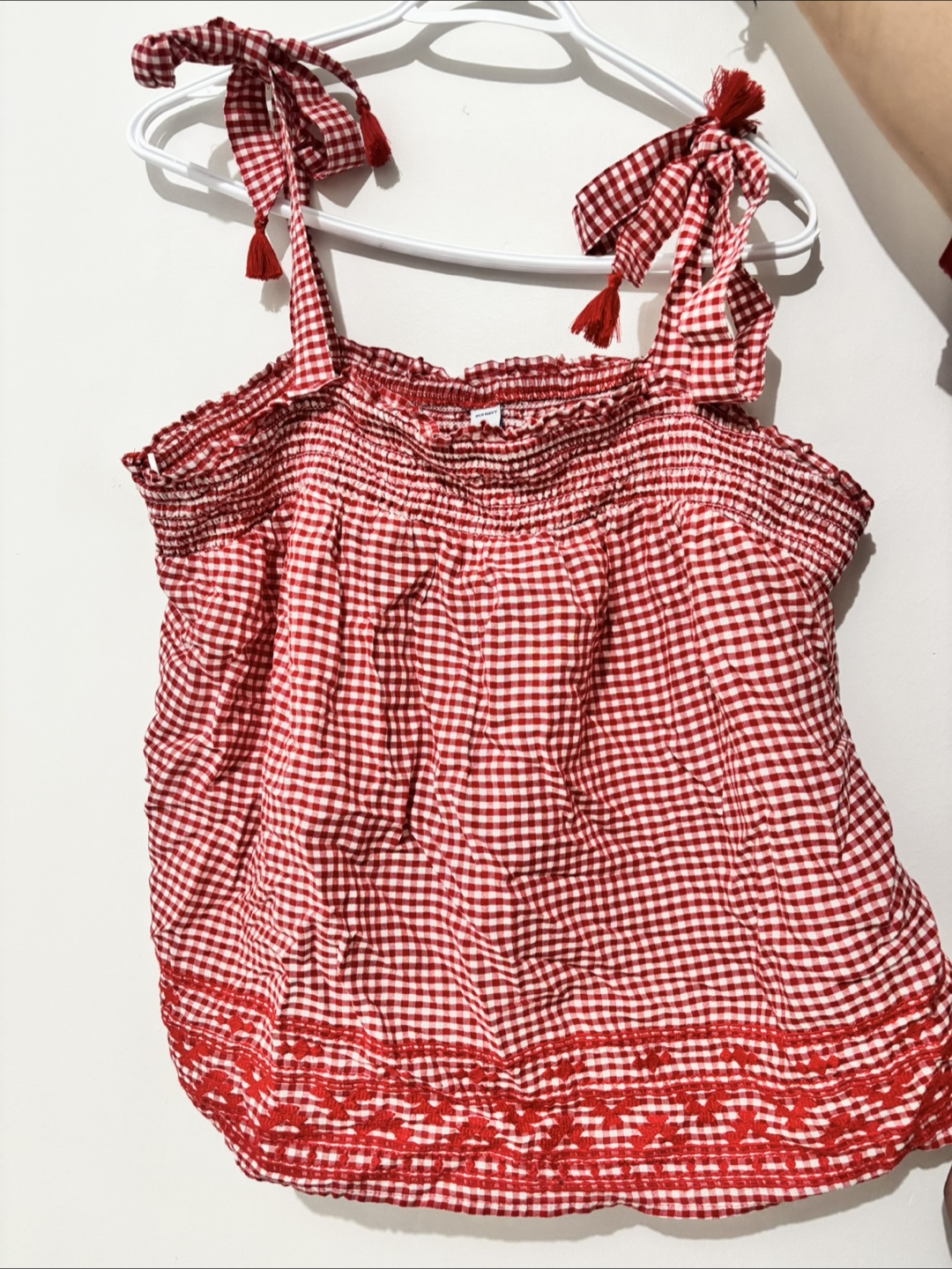 Women's clothing bundle, 3 different style tops - photo 2