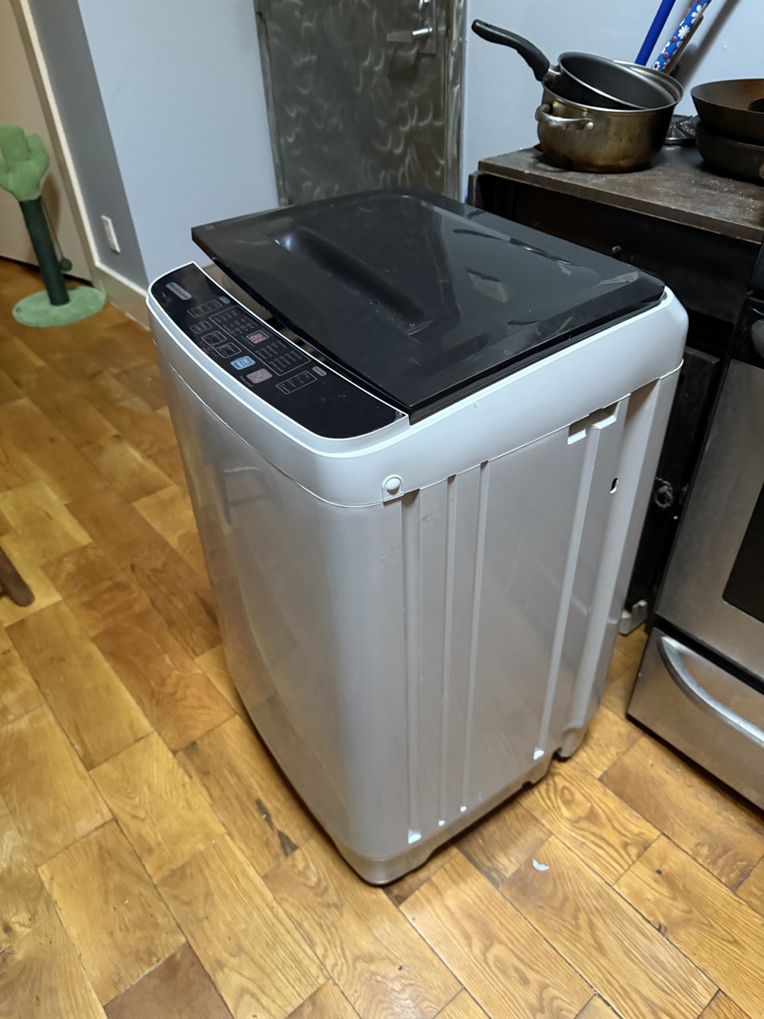 Compact Washing Machine - Excellent Condition