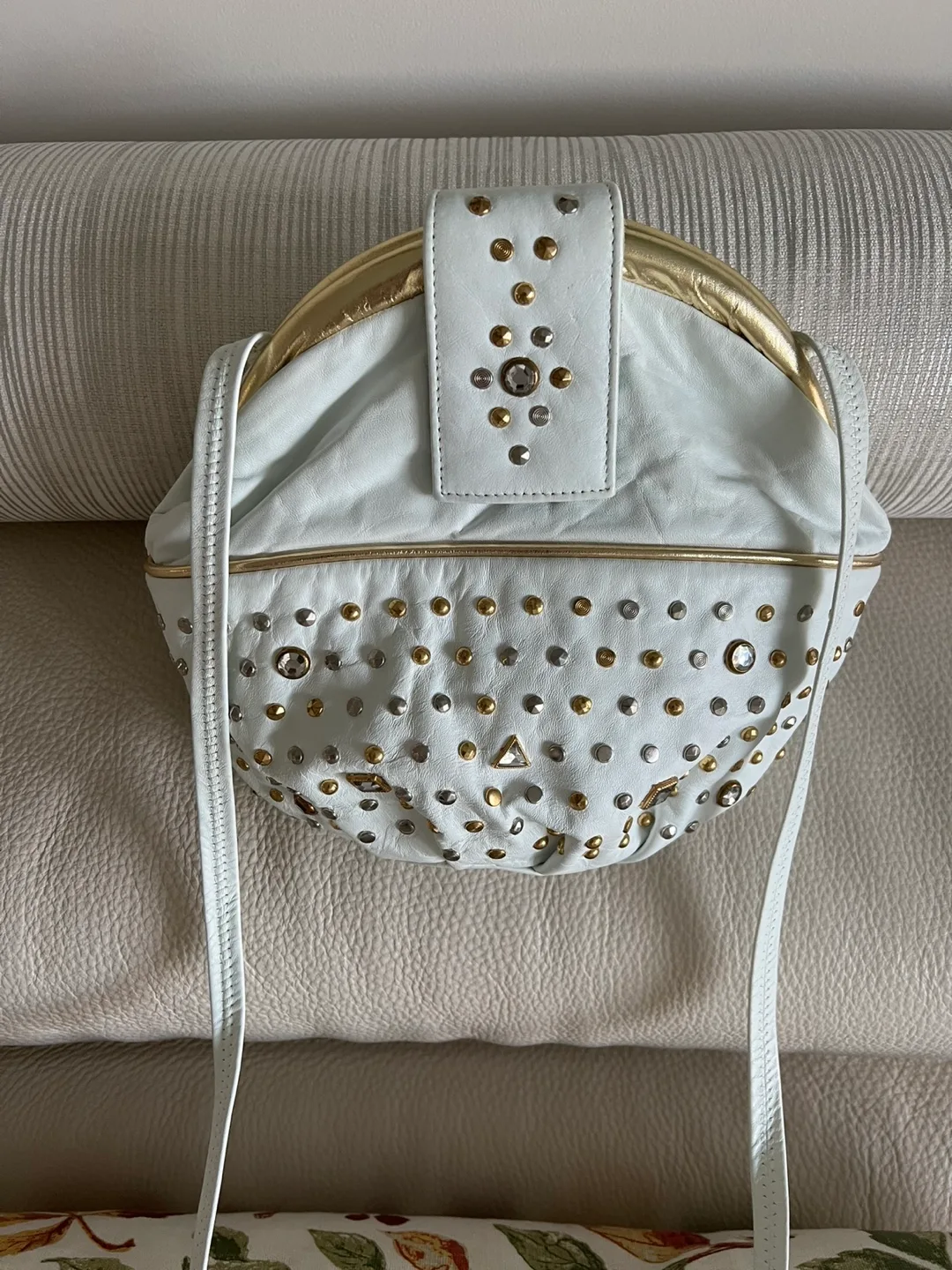 Vintage Paris Handbags New York Round Leather Shoulder Bag thumbnail