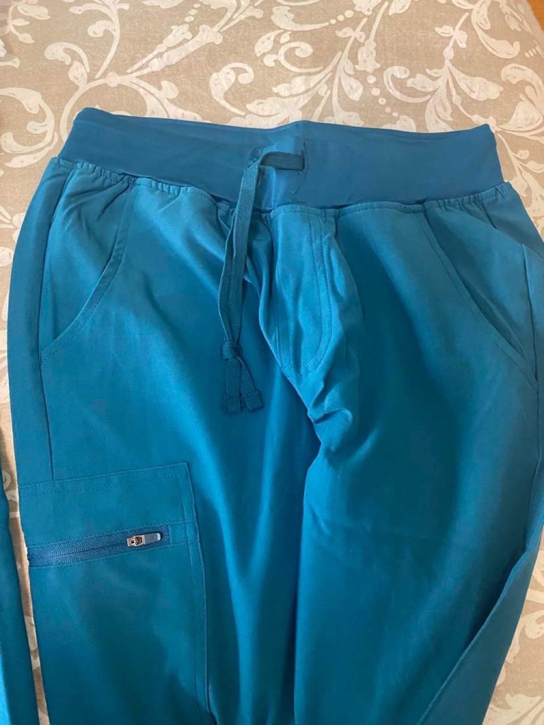 GOE Scrubs Set - Teal - Size Small - photo 2